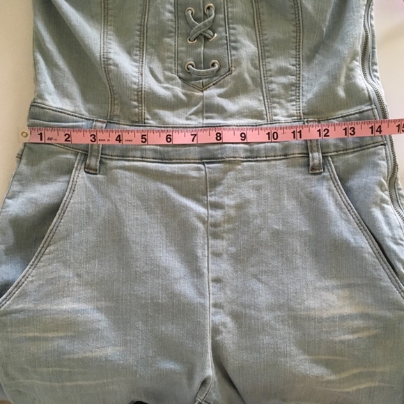 Venus Jeans Sz 6 Blue Denim Overall Light Wash Side Zip Lace Up Front Whisker - Picture 12 of 16